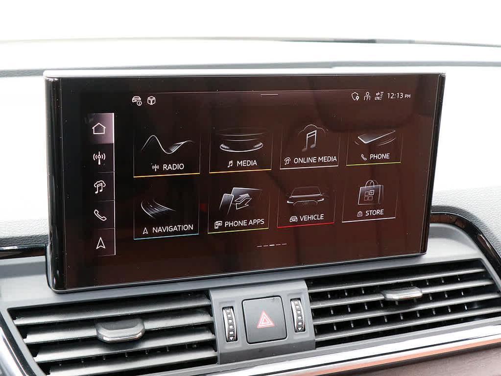 new 2025 Audi Q5 car, priced at $69,475