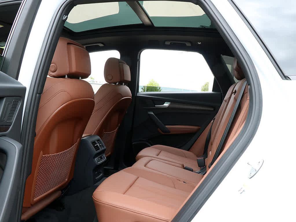 new 2025 Audi Q5 car, priced at $69,475