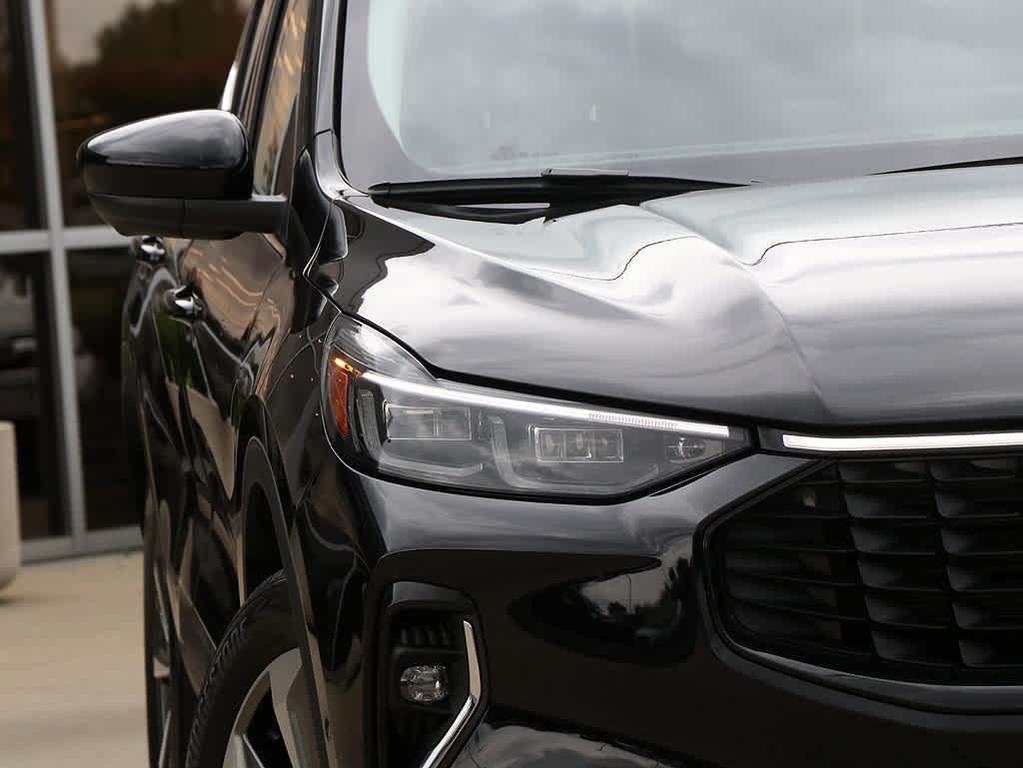 used 2023 Ford Escape car, priced at $27,491
