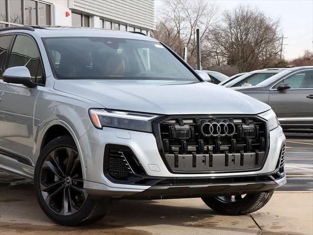 new 2025 Audi Q7 car, priced at $75,530