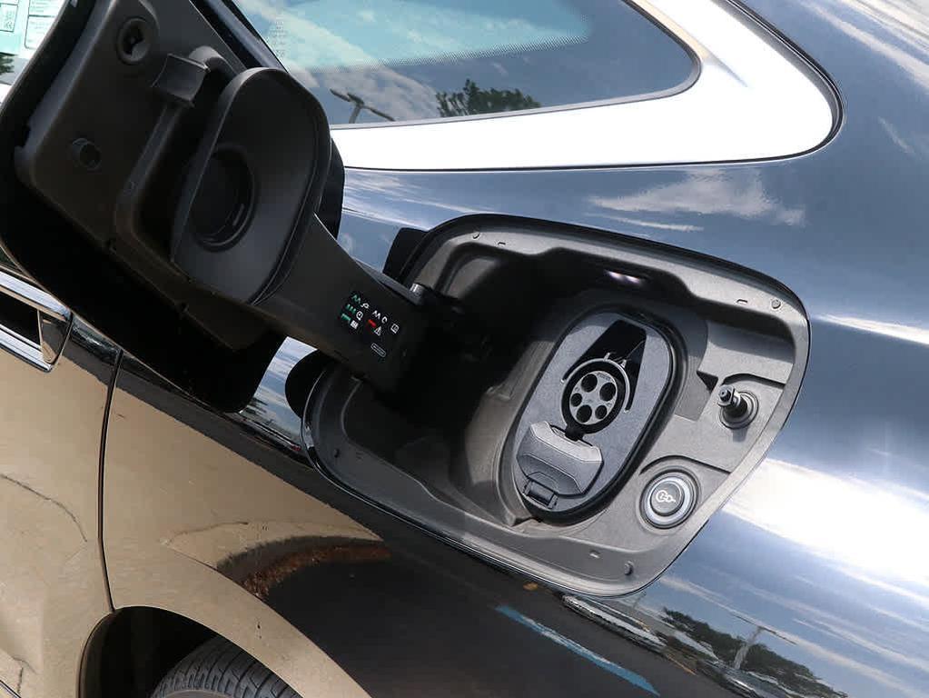 new 2025 Audi A6 e-tron car, priced at $70,998