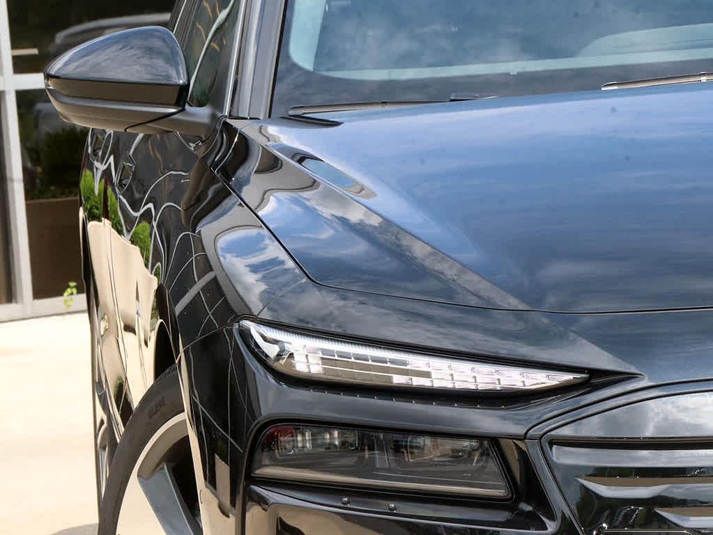 new 2025 Audi A6 e-tron car, priced at $70,998