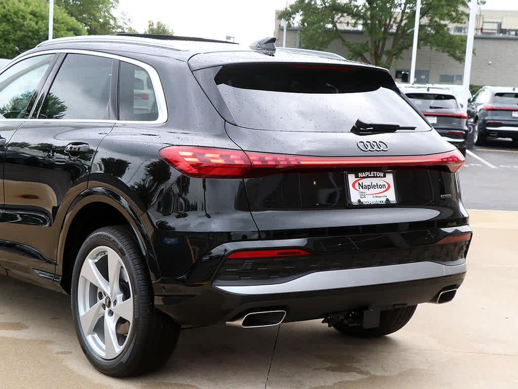 new 2025 Audi Q5 car, priced at $59,472