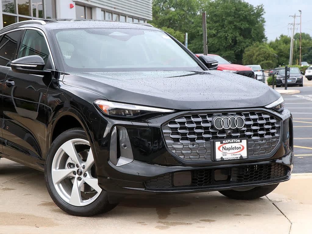 new 2025 Audi Q5 car, priced at $59,472
