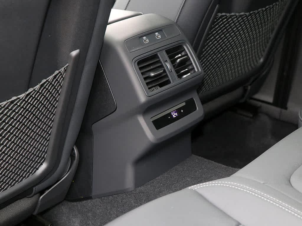 new 2025 Audi Q5 car, priced at $59,472