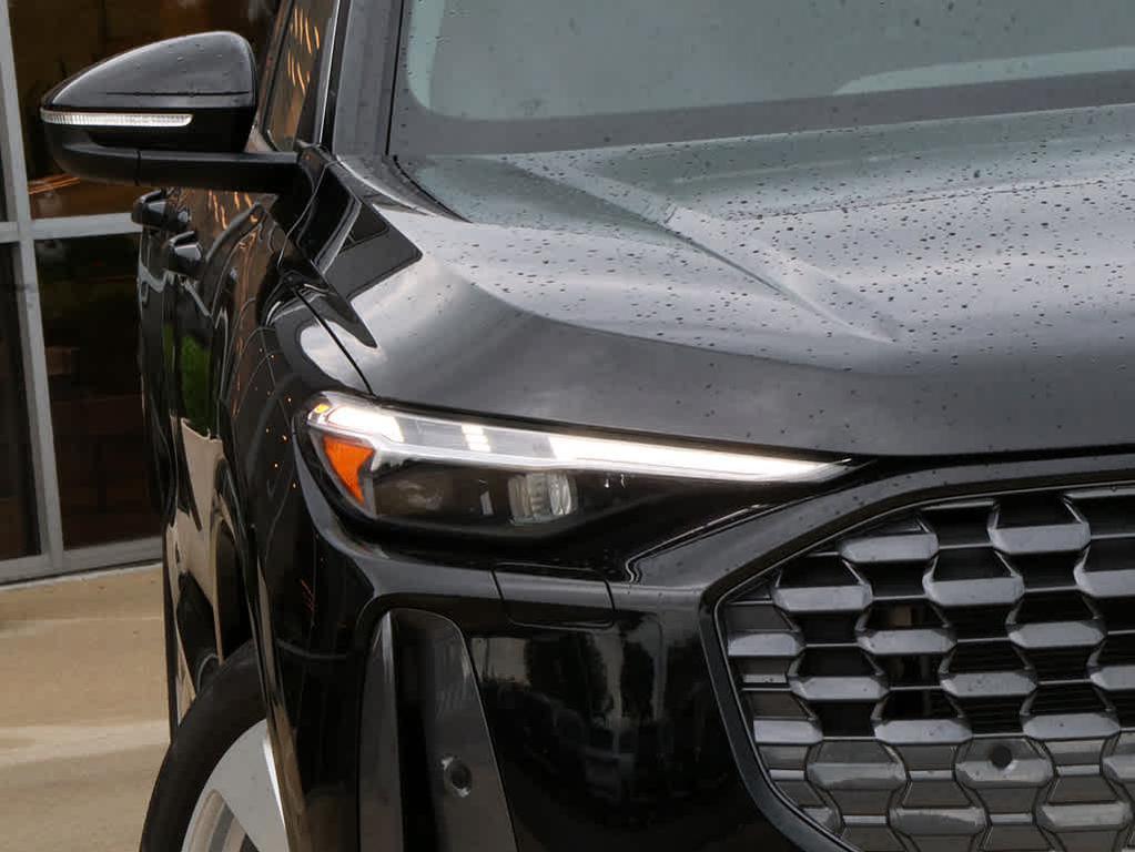 new 2025 Audi Q5 car, priced at $59,472
