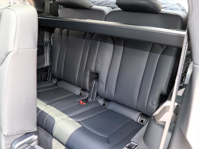 new 2025 Audi Q7 car, priced at $85,190