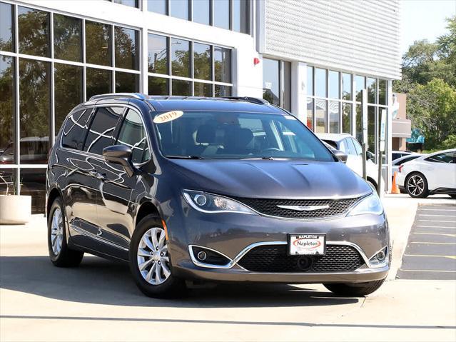 used 2019 Chrysler Pacifica car, priced at $19,991