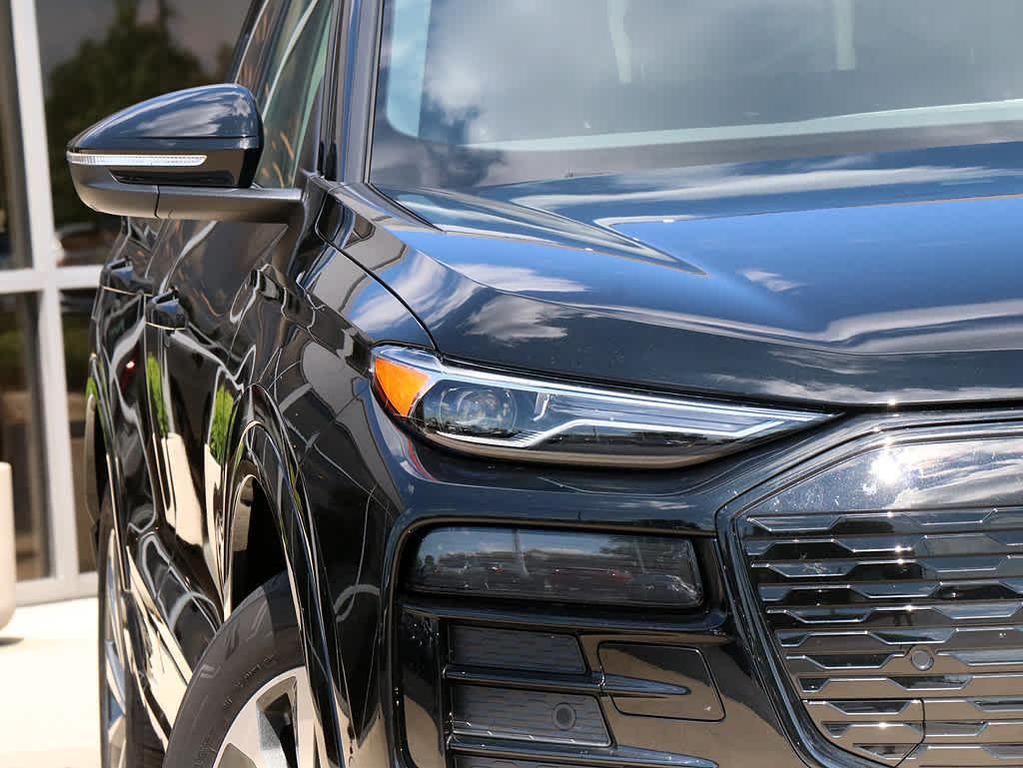 new 2025 Audi Q6 e-tron car, priced at $68,068