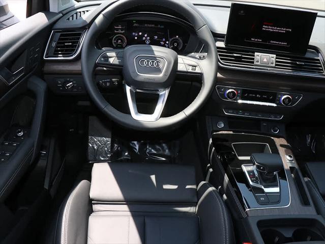 new 2025 Audi Q5 car, priced at $66,125