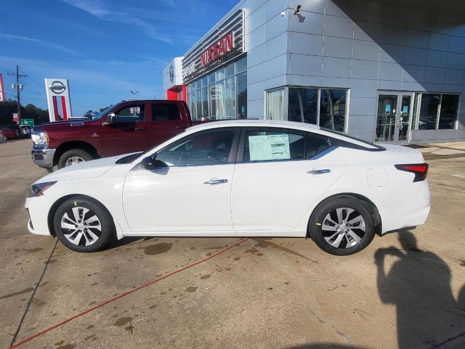 new 2024 Nissan Altima car, priced at $28,120