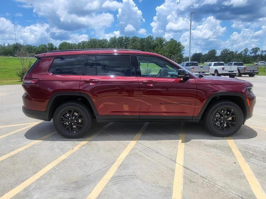 new 2024 Jeep Grand Cherokee L car, priced at $49,275