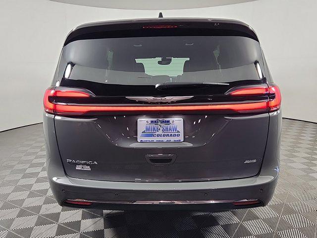 new 2025 Chrysler Pacifica car, priced at $44,635