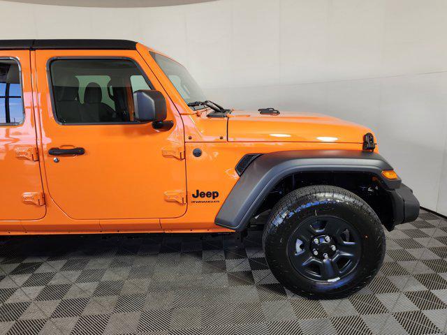 new 2025 Jeep Wrangler car, priced at $46,506