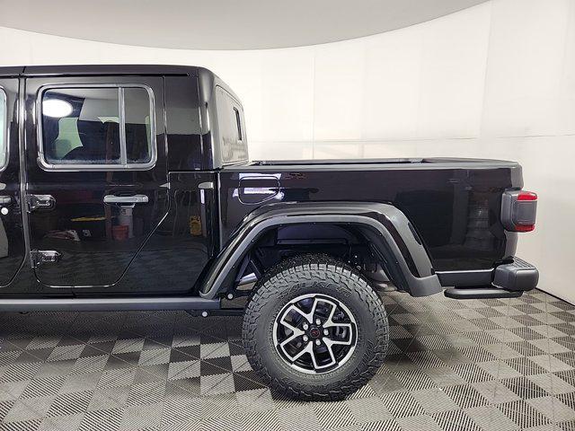 new 2025 Jeep Gladiator car, priced at $62,090