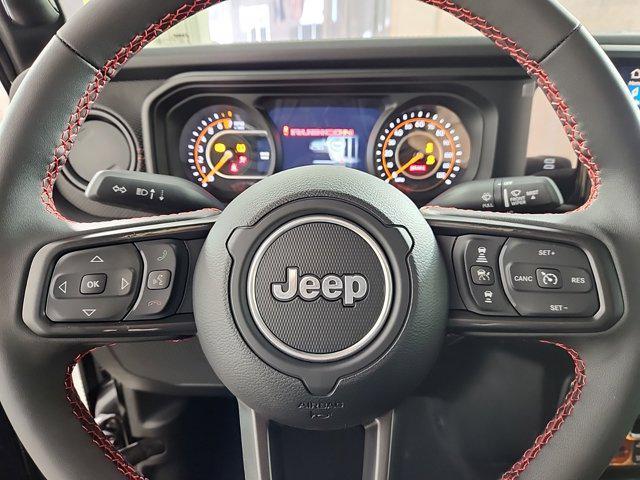 new 2025 Jeep Gladiator car, priced at $62,090