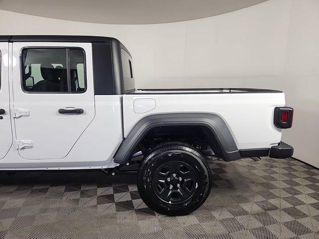new 2024 Jeep Gladiator car, priced at $42,083