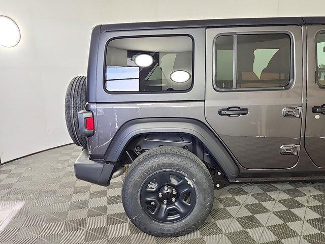 new 2025 Jeep Wrangler car, priced at $43,015