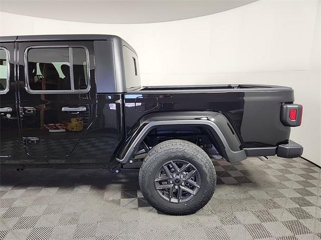 new 2024 Jeep Gladiator car, priced at $49,442