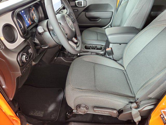 new 2025 Jeep Gladiator car, priced at $46,453