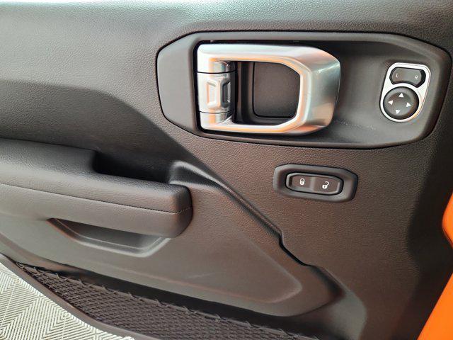 new 2025 Jeep Gladiator car, priced at $46,453