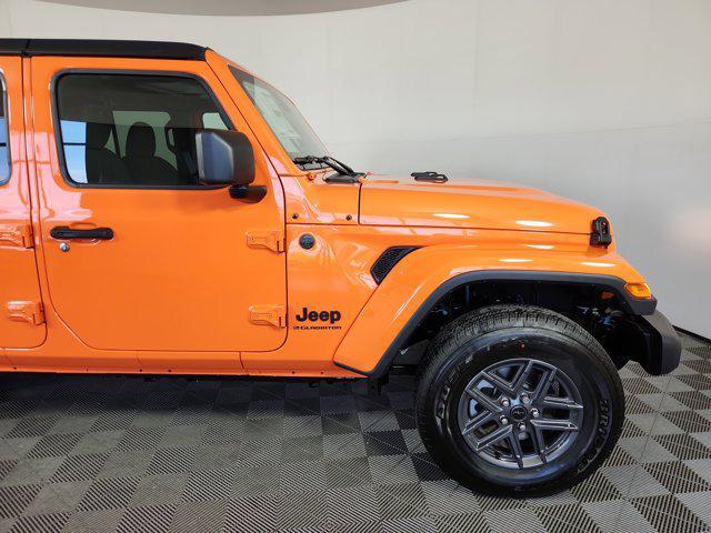 new 2025 Jeep Gladiator car, priced at $46,453