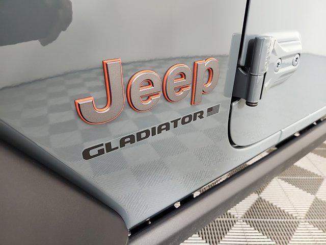 new 2025 Jeep Gladiator car, priced at $57,475