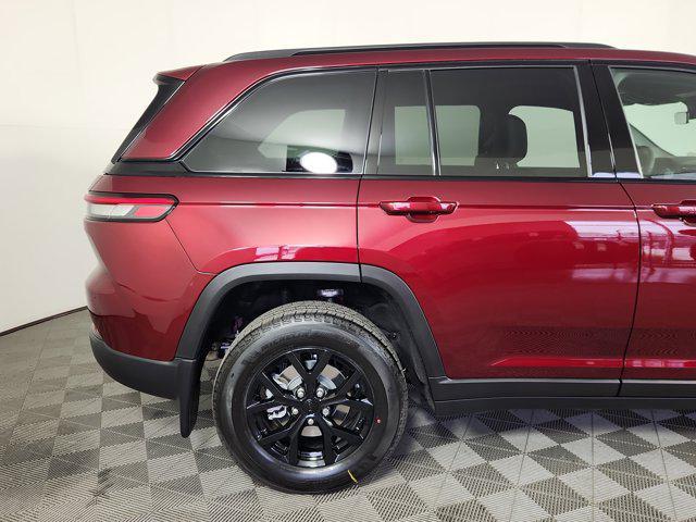 new 2025 Jeep Grand Cherokee car, priced at $47,400