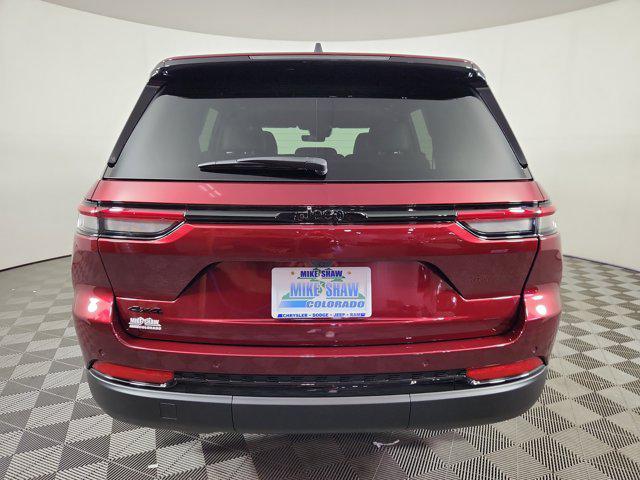 new 2025 Jeep Grand Cherokee car, priced at $47,400