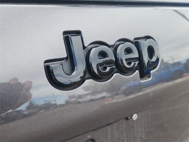 new 2023 Jeep Cherokee car, priced at $32,749