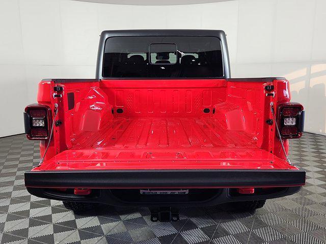 new 2025 Jeep Gladiator car, priced at $57,475