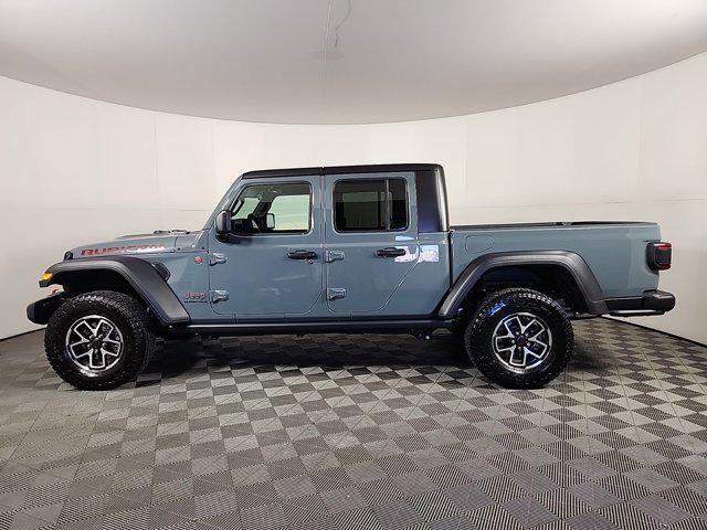 new 2025 Jeep Gladiator car, priced at $57,475