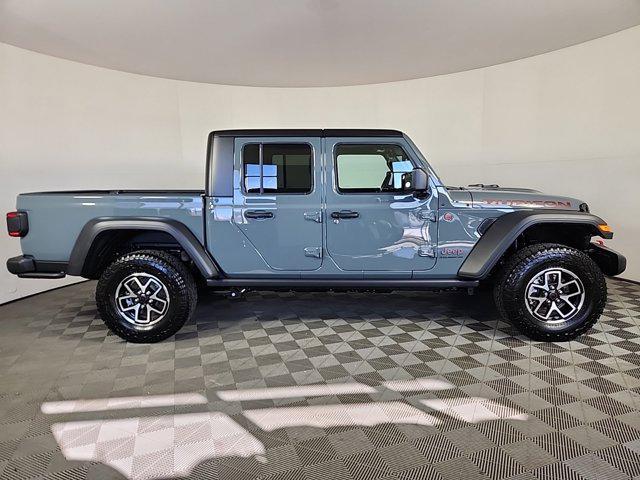 new 2025 Jeep Gladiator car, priced at $57,475