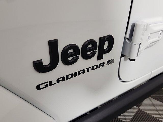 new 2025 Jeep Gladiator car, priced at $42,585