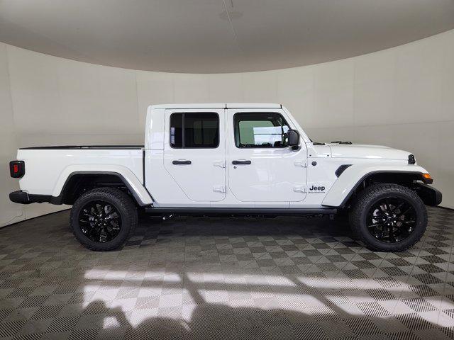 new 2025 Jeep Gladiator car, priced at $42,585