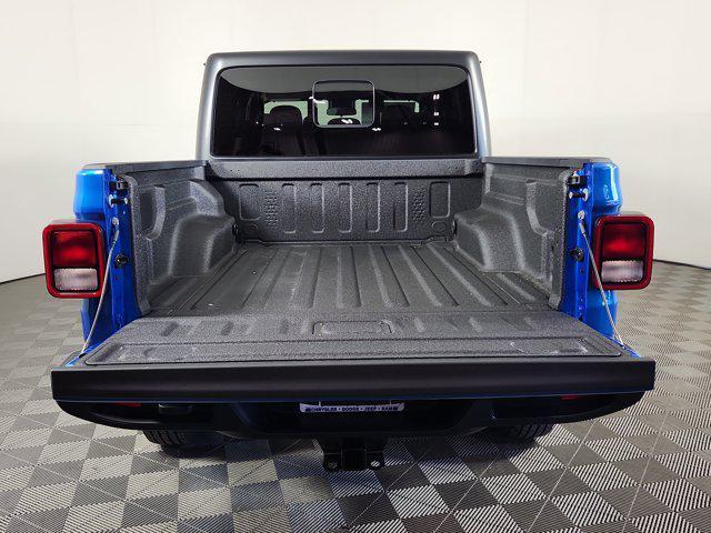 new 2025 Jeep Gladiator car, priced at $47,398