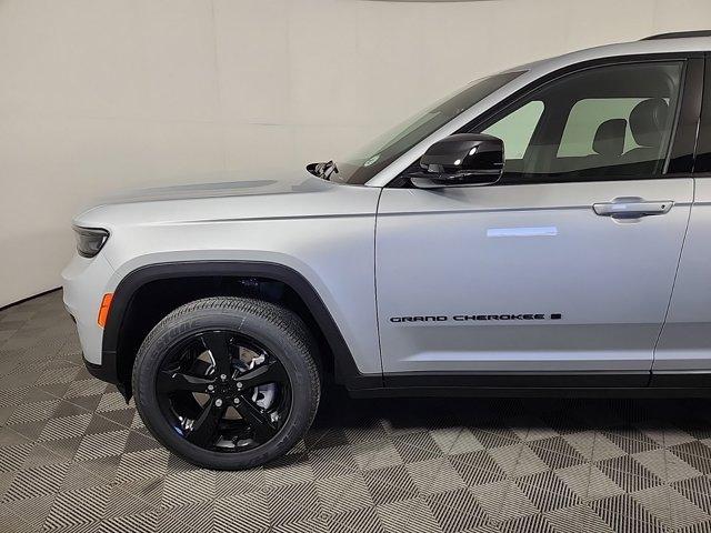 new 2024 Jeep Grand Cherokee L car, priced at $48,675