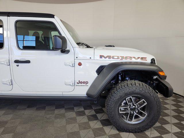 new 2025 Jeep Gladiator car, priced at $54,385