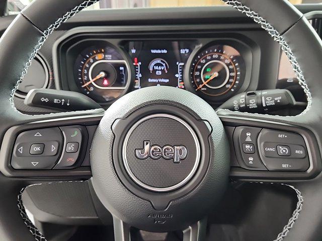 new 2025 Jeep Wrangler car, priced at $56,385