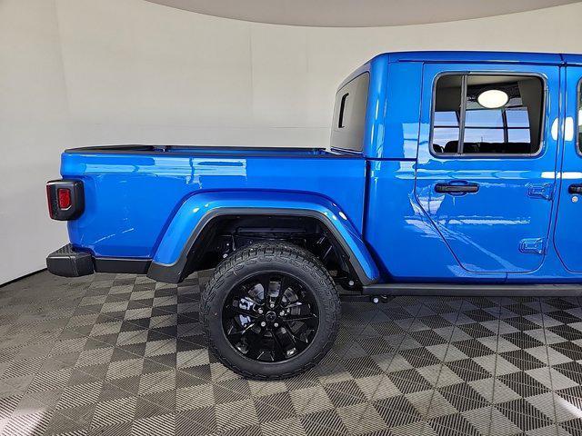 new 2025 Jeep Gladiator car, priced at $43,180