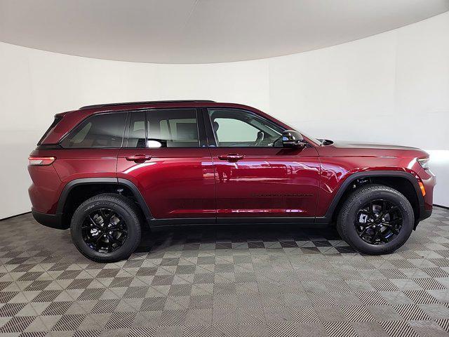 new 2025 Jeep Grand Cherokee car, priced at $44,205