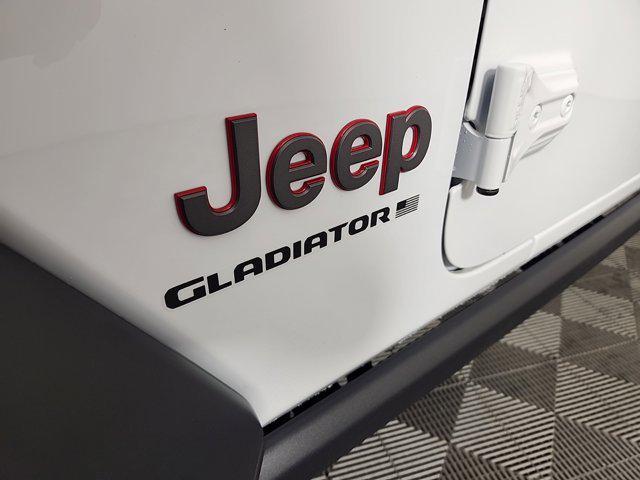 new 2025 Jeep Gladiator car, priced at $56,880