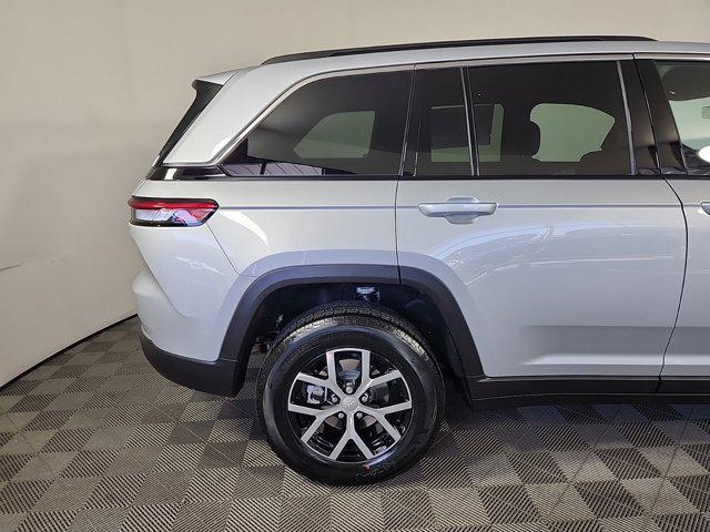 new 2025 Jeep Grand Cherokee car, priced at $45,790