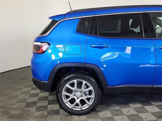 new 2024 Jeep Compass car, priced at $32,331