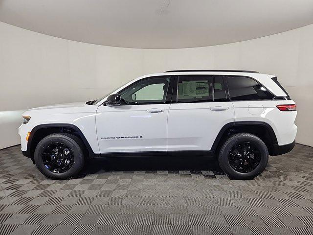 new 2025 Jeep Grand Cherokee car, priced at $44,430