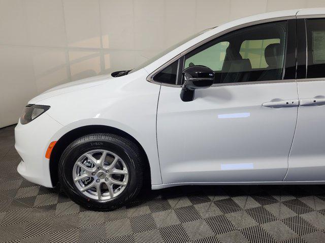 new 2025 Chrysler Voyager car, priced at $40,190