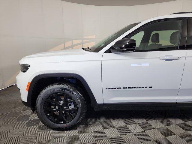 new 2025 Jeep Grand Cherokee L car, priced at $45,930