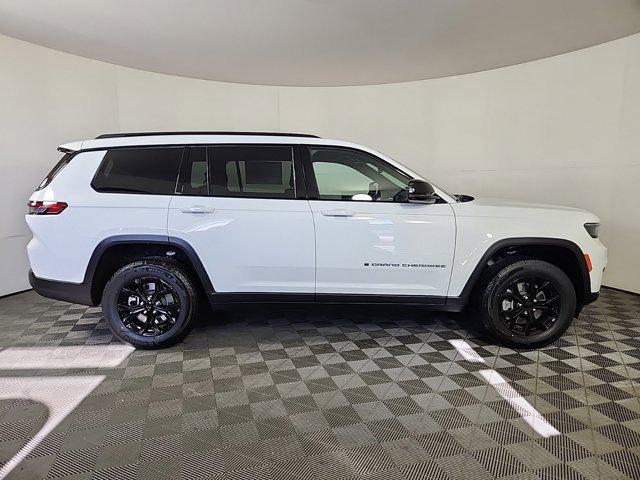 new 2025 Jeep Grand Cherokee L car, priced at $45,930