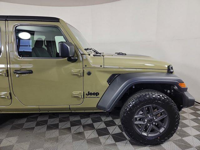 new 2025 Jeep Wrangler car, priced at $48,015