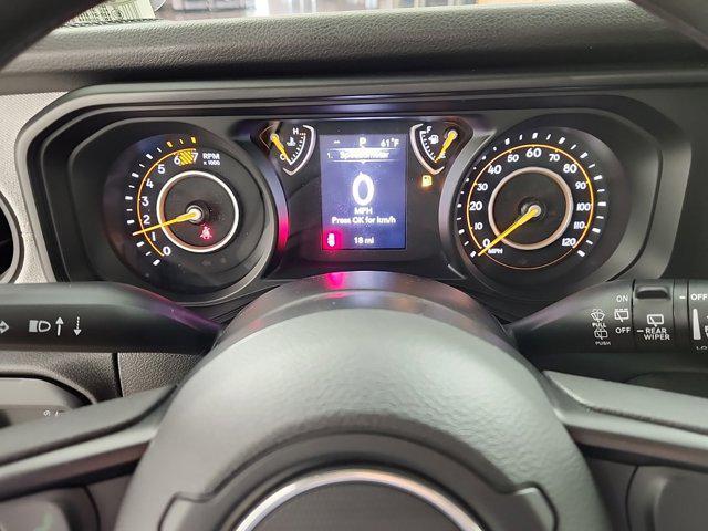 new 2025 Jeep Wrangler car, priced at $45,225